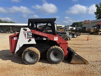 takeuchi wheeled skid steer